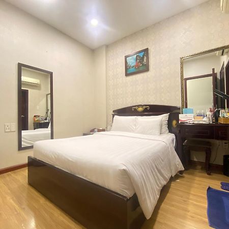 A25 Hotel - 25 Truong Dinh Thành Pho Ho Chí Minh Esterno foto