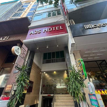 A25 Hotel - 25 Truong Dinh Thành Pho Ho Chí Minh Esterno foto