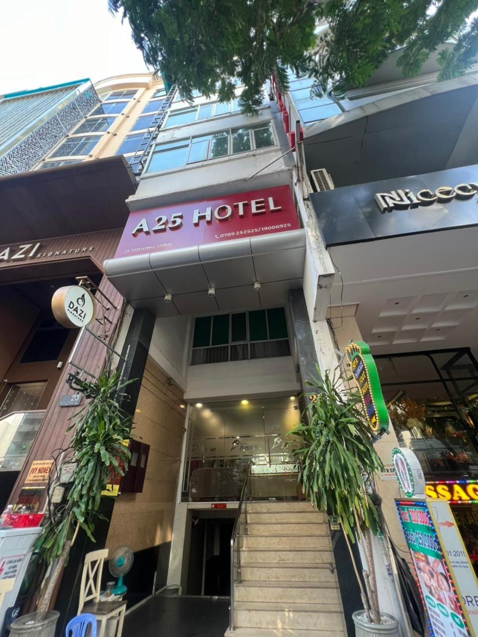 A25 Hotel - 25 Truong Dinh Thành Pho Ho Chí Minh Esterno foto